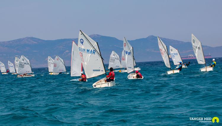 L’ASSOCIATION DALIA DES SPORTS NAUTIQUES, SUPPORTÉE PAR LA FONDATION TANGER MED, ORGANISE LA PREMIÈRE RÉGATE STATUAIRE À LA PLAGE DALIA