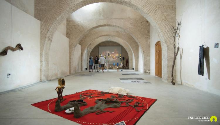 LE PARCOURS ARTISTIQUE « ÊTRE ICI » :  DÉCOUVRIR TANGER AUTREMENT