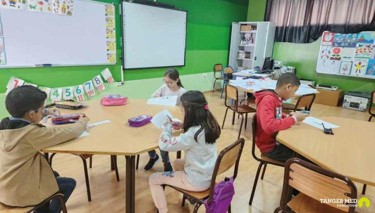 EQUIPEMENT D’UNE SALLE DE RESSOURCES POUR LE SOUTIEN DES ELEVES EN SITUATION DE HANDICAP MENTAL