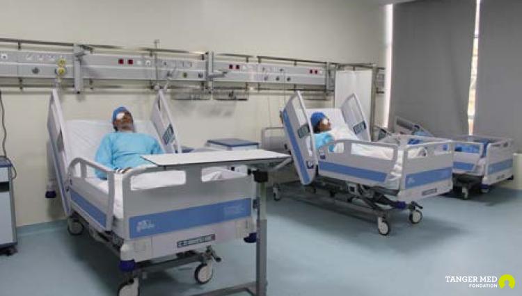 LA FONDATION TANGER MED  LANCE UNE CAMPAGNE MÉDICALE  DE TRAITEMENT DE LA CATARACTE  AU PROFIT DE LA POPULATION DE  FAHS ANJRA